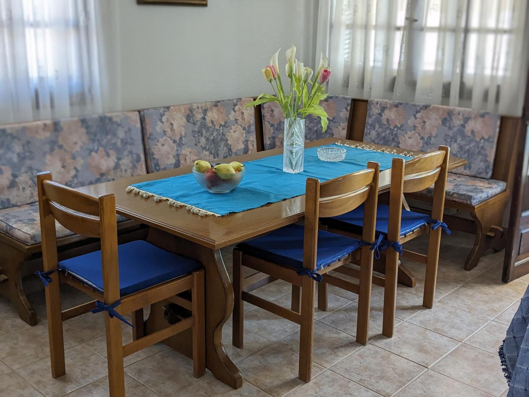Rustic By The Sea Apartment Флогита Екстериор снимка