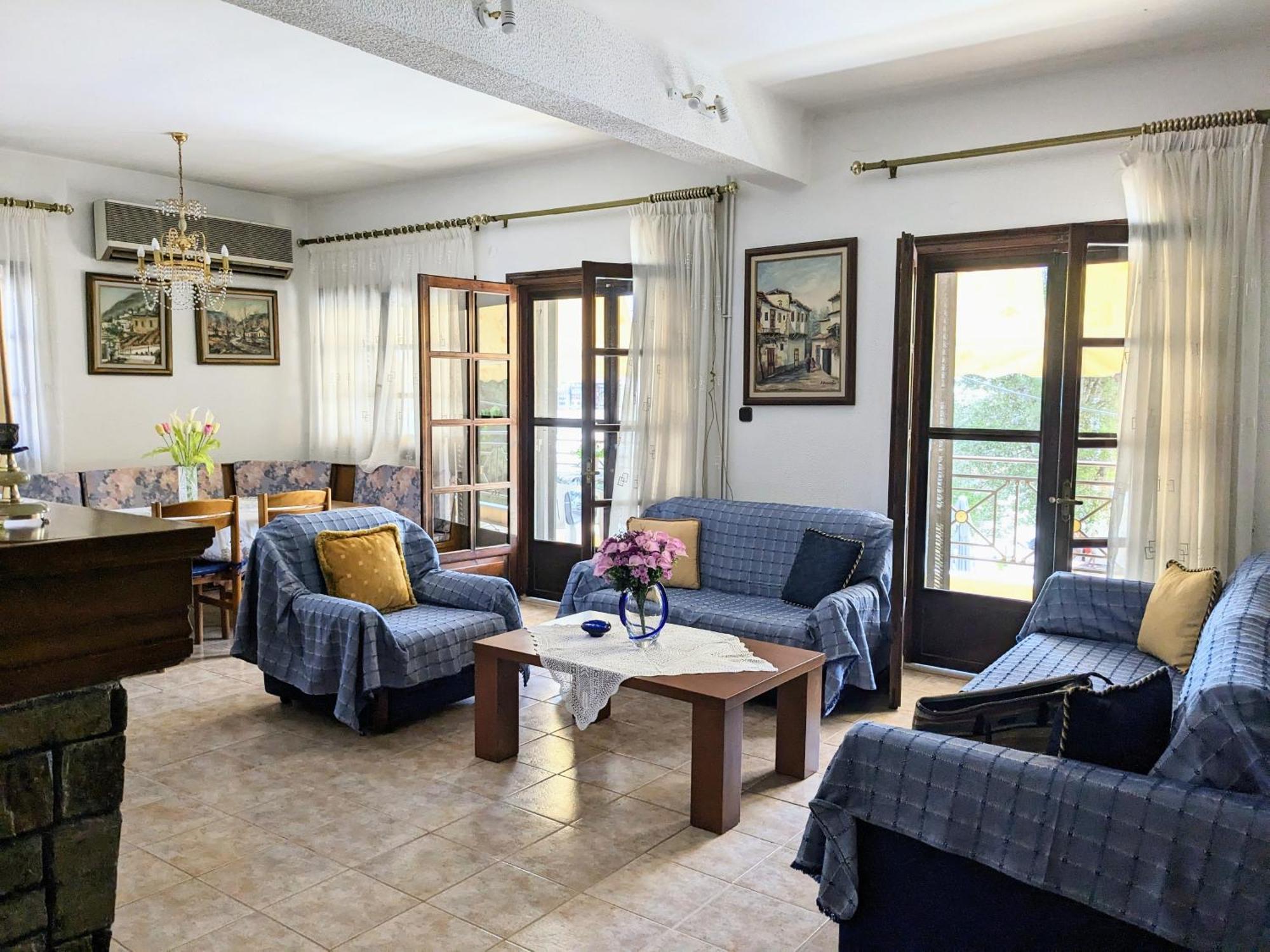Rustic By The Sea Apartment Флогита Екстериор снимка